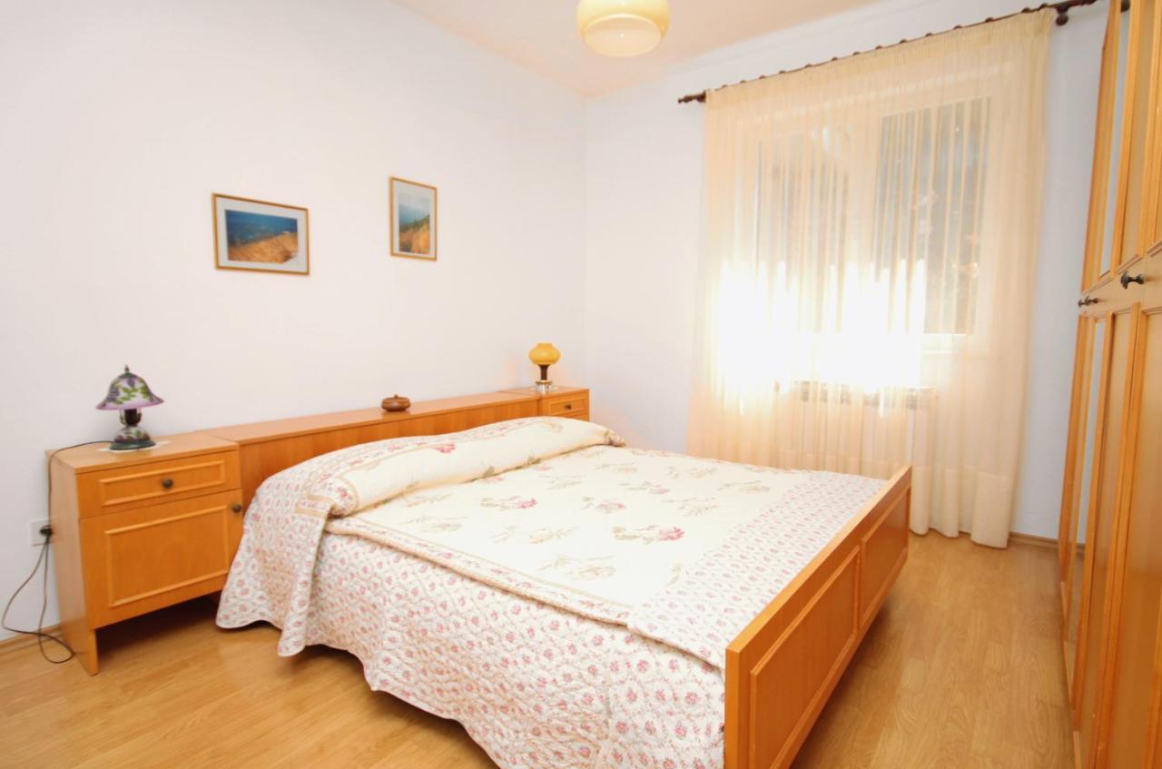 Apartments With A Parking Space Rabac, Labin - 2340 Екстериор снимка